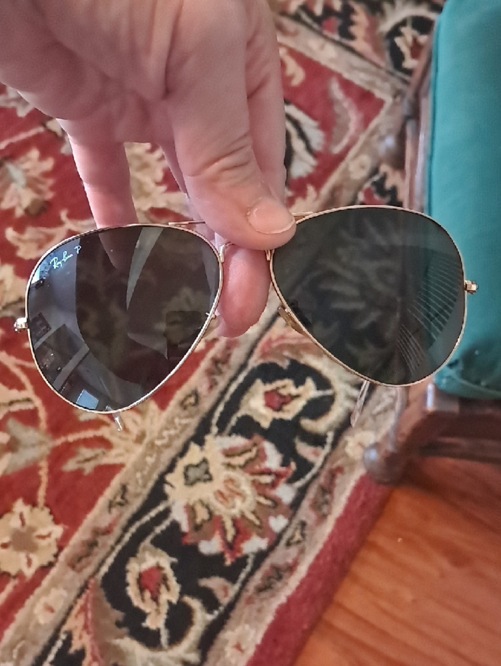Ray-Ban Gold Frame Sunglasses with Dark Green Lenses - Picture 2 of 6